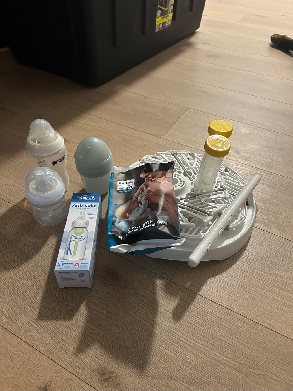 Baby Bottles & Drying Rack Set in White